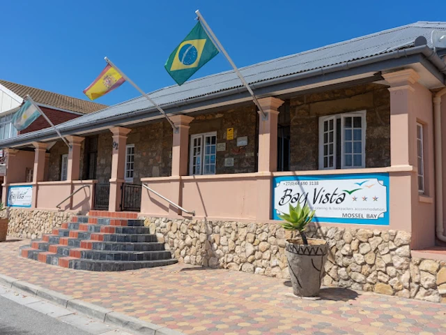 Bay Vista Backpackers