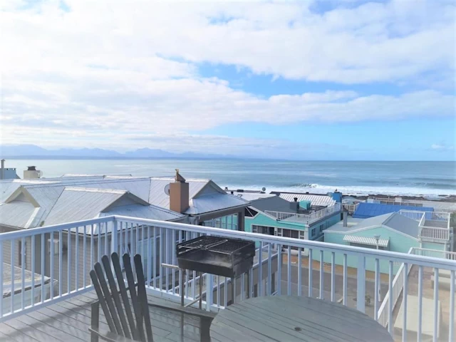 Point Village Guesthouse